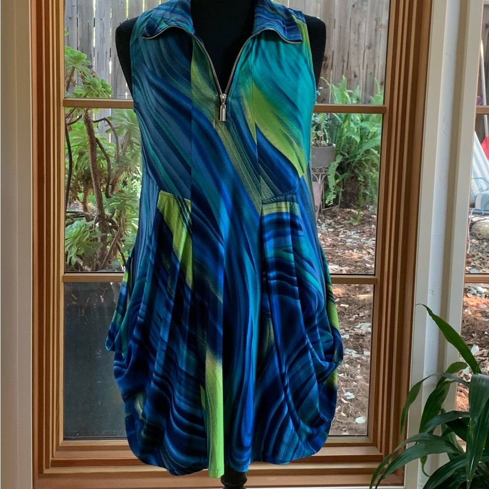 Essex poolside cruise wear